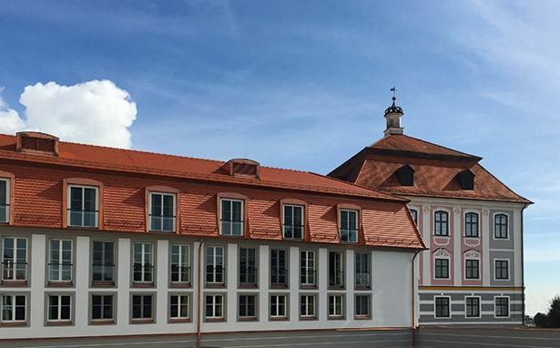 Hotel Schloss Leitheim Ngoại thất bức ảnh
