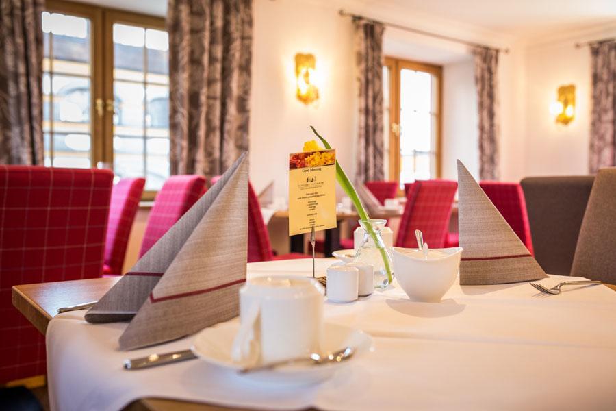 Hotel Schloss Leitheim Ngoại thất bức ảnh
