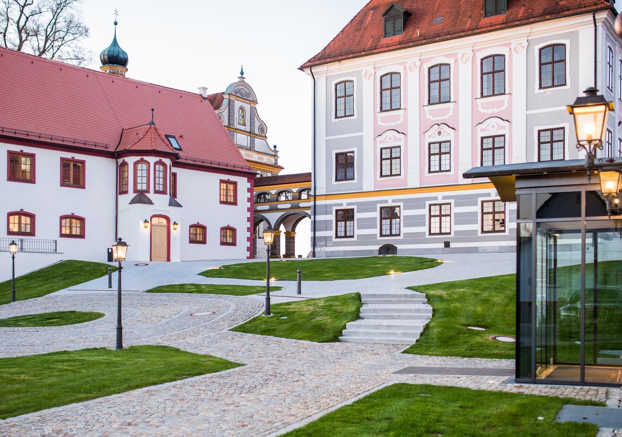 Hotel Schloss Leitheim Ngoại thất bức ảnh