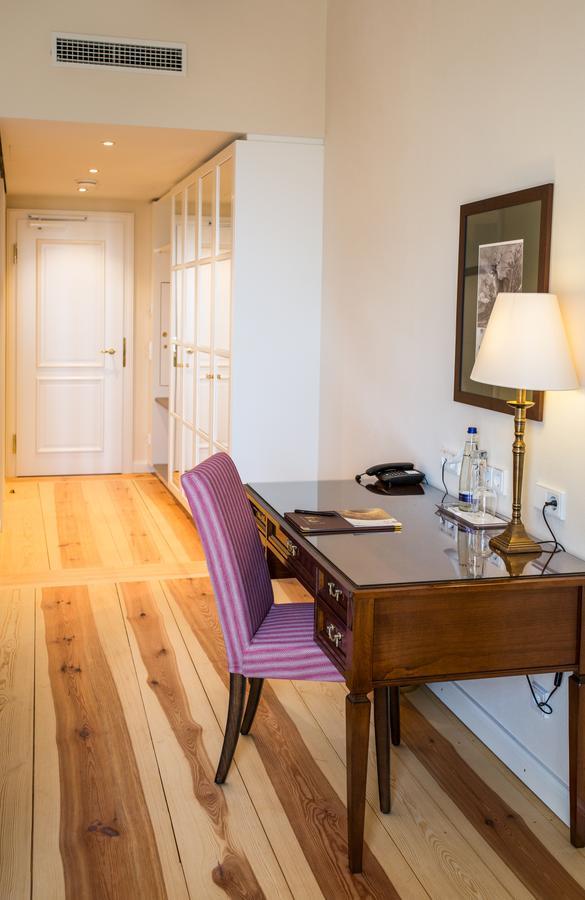 Hotel Schloss Leitheim Ngoại thất bức ảnh