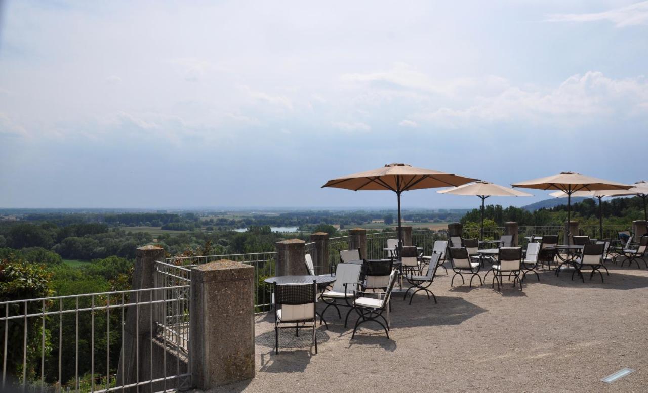 Hotel Schloss Leitheim Ngoại thất bức ảnh